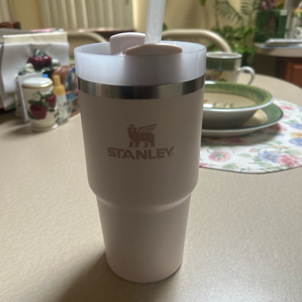 Stanley Quartz Rose 20oz